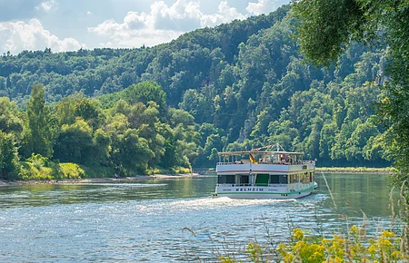 Schifffahrt durch die Weltenburger Enge